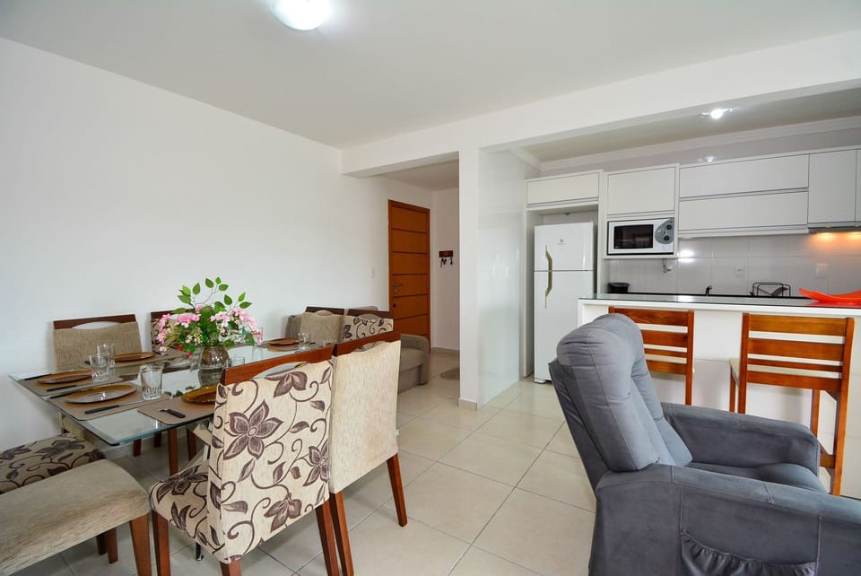 Apartment | Dining