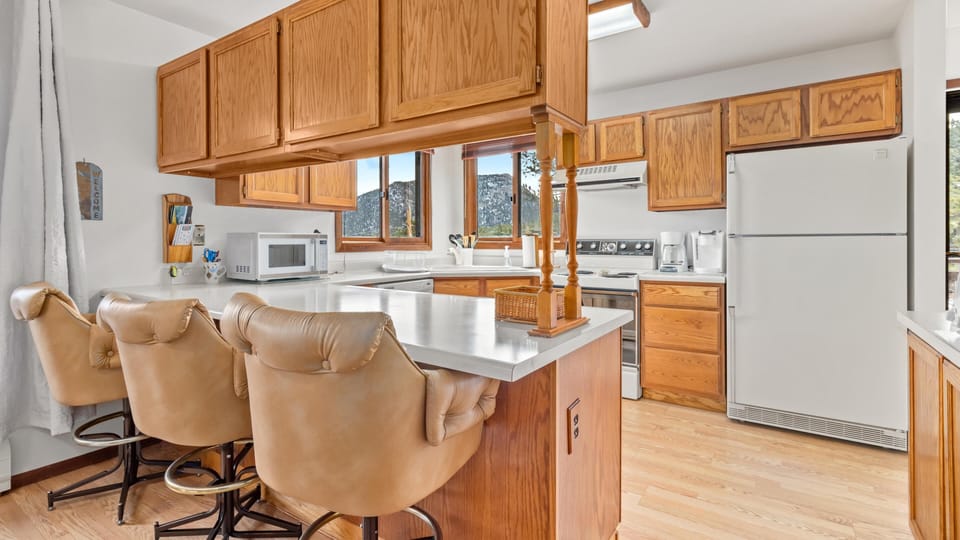 Breakfast counter