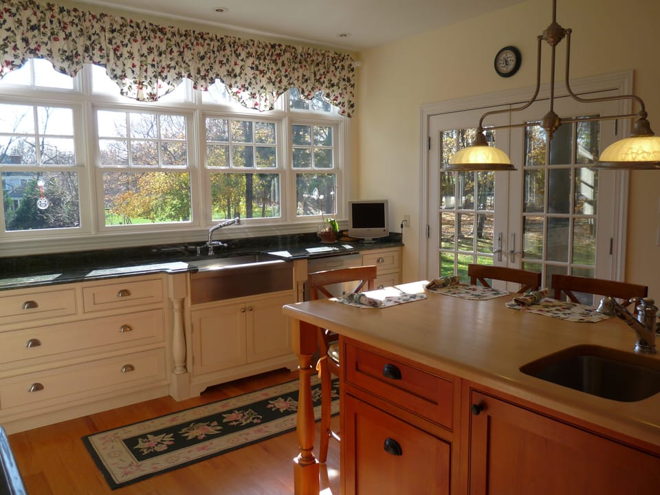 MORNING SUNFILLED KITCHEN