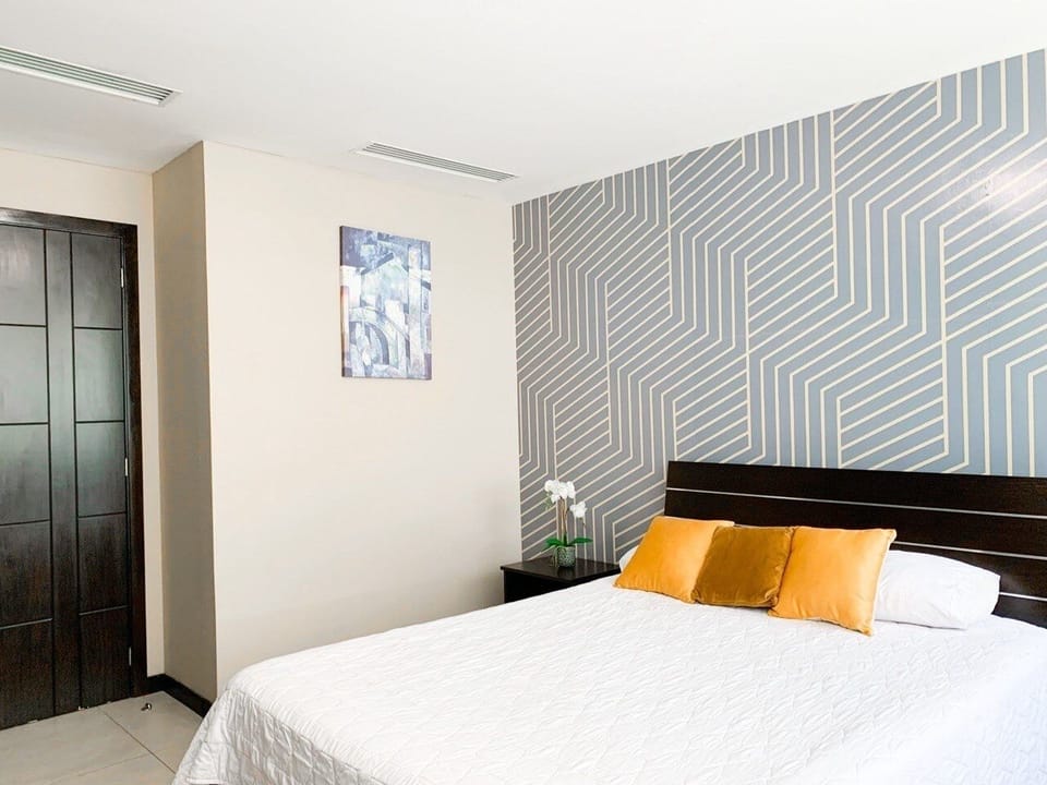 2 bedrooms, WiFi (free)