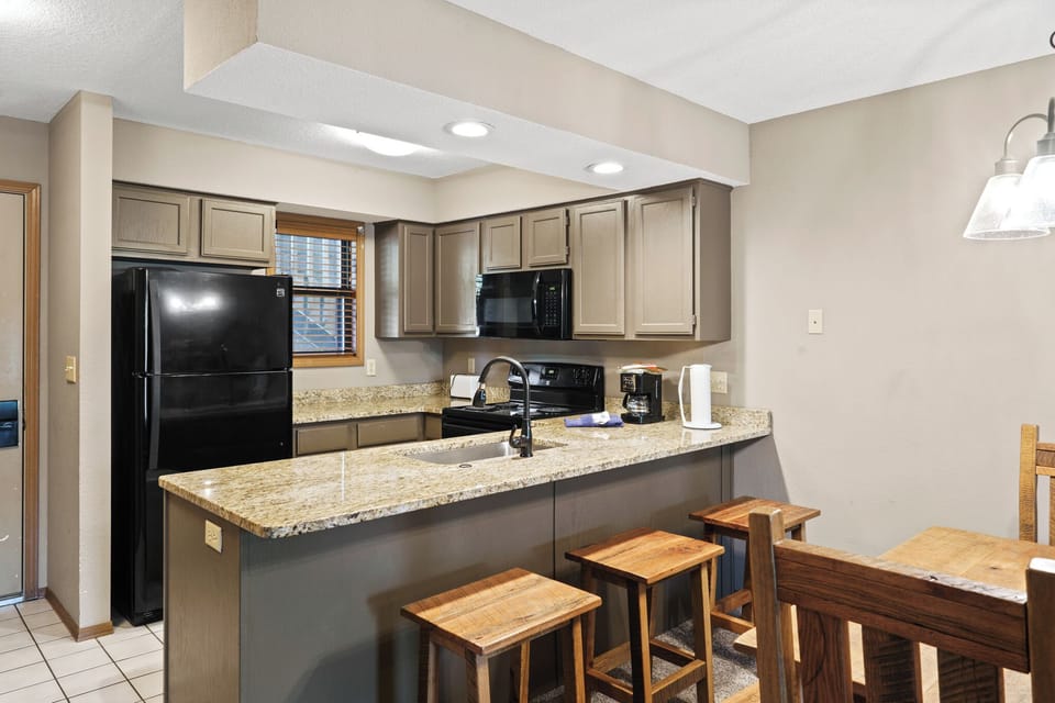 Full Kitchen