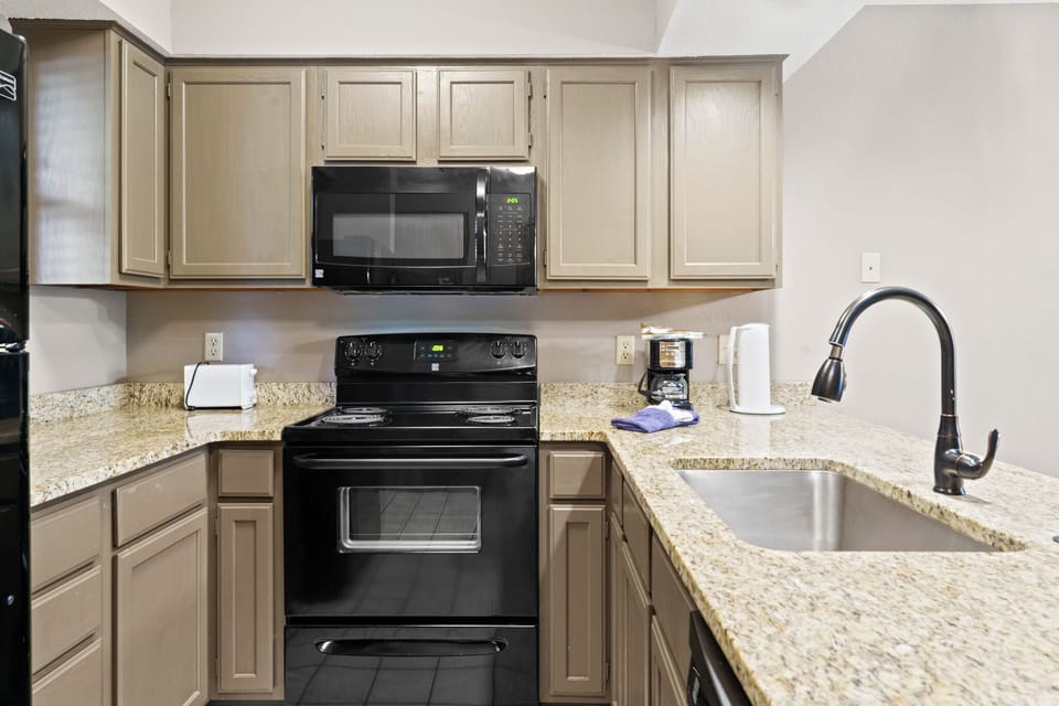 Full Kitchen