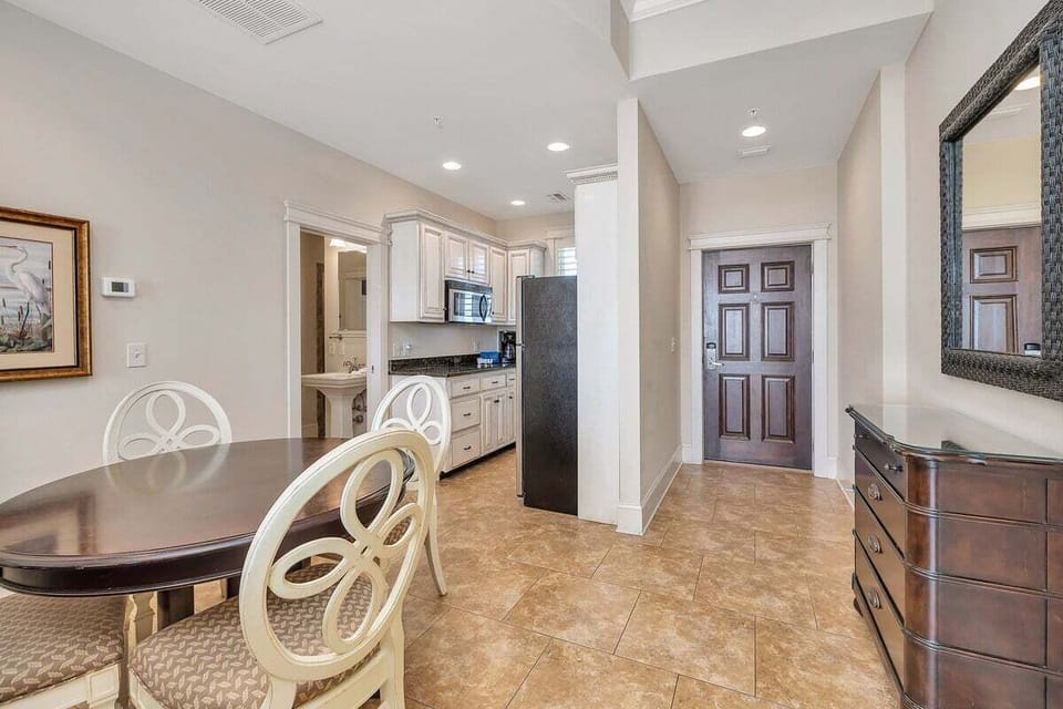 Sea Gate #307 - Foyer Leads into the Open Floor Plan
