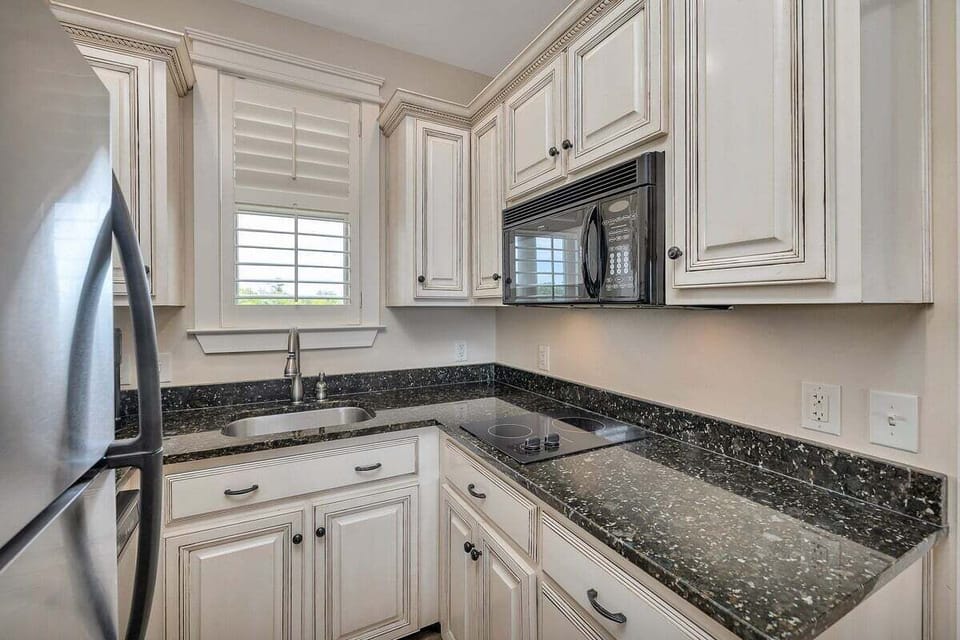 Sea Gate #306 - Kitchenette with Modern Appliances