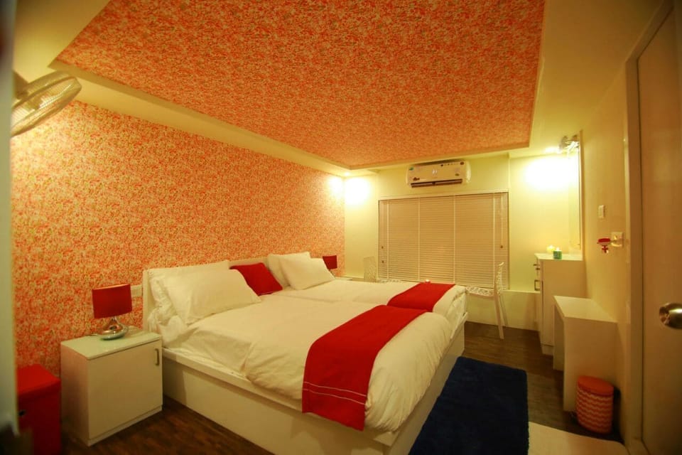 Deluxe Room, Lake View | Free WiFi