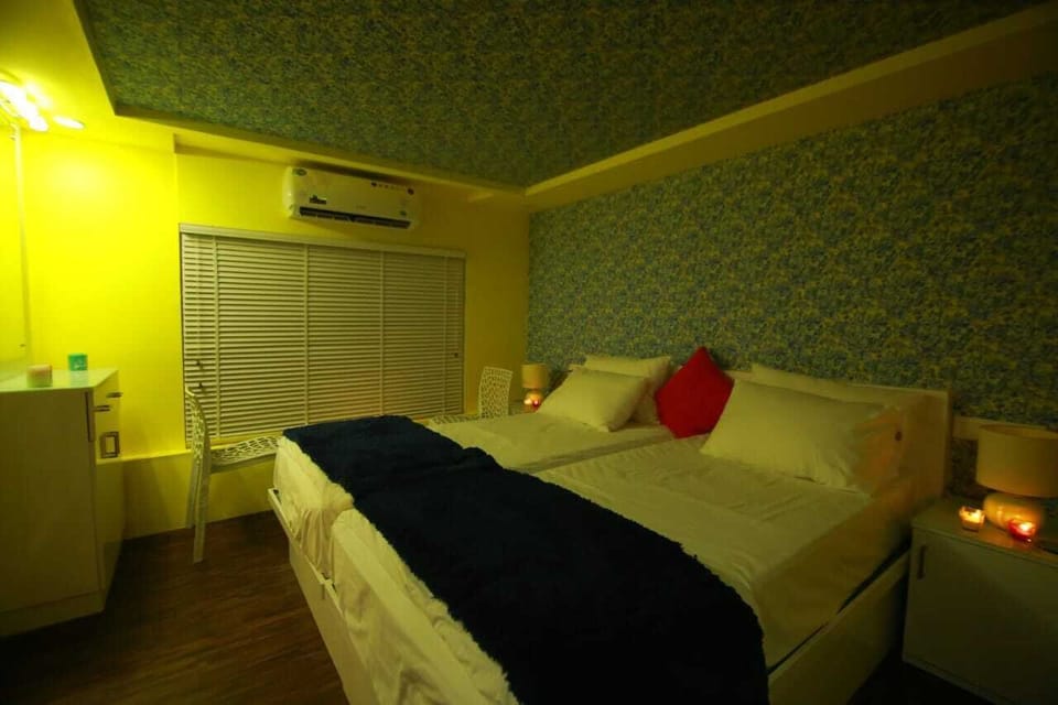 Deluxe Room, Lake View | Free WiFi