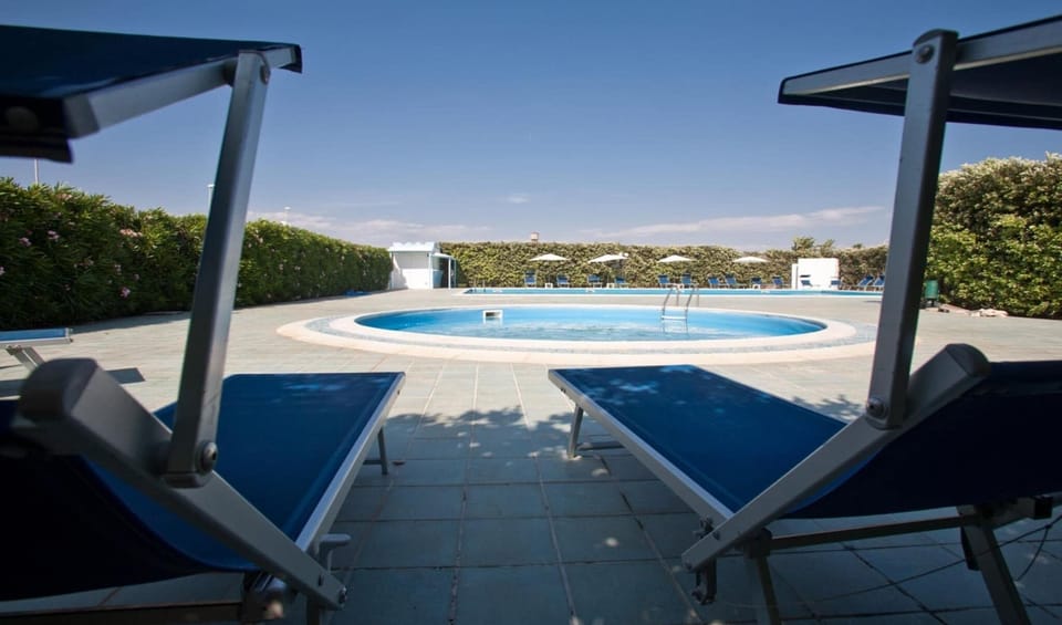 Holiday Home Swimming Pool
