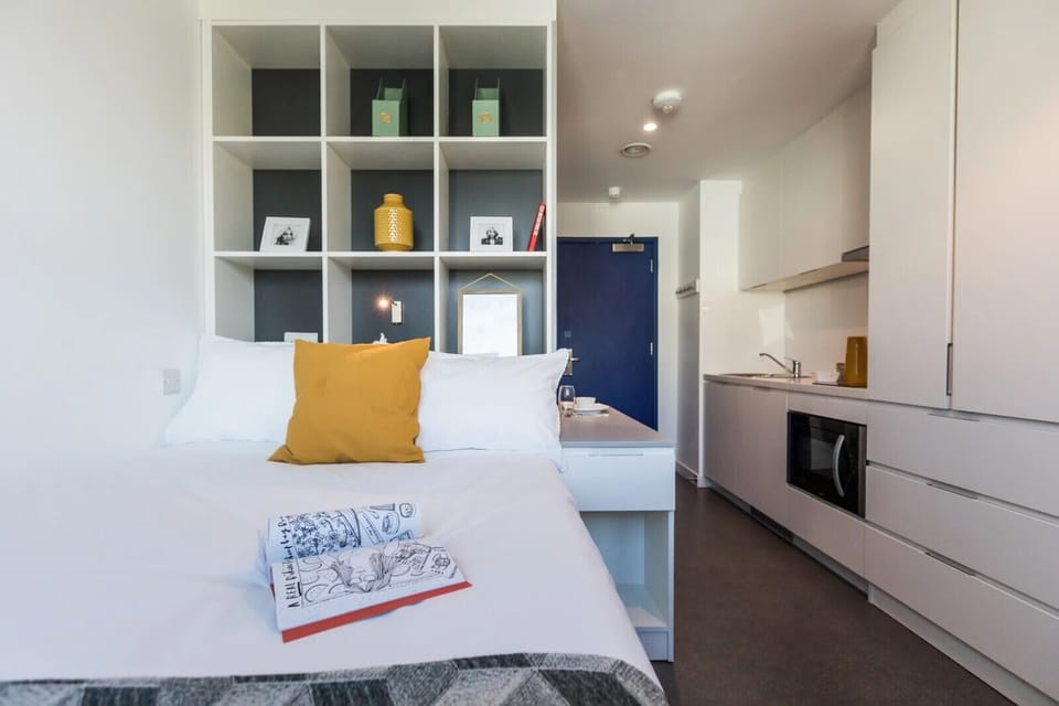 Studio, Non Smoking | Private kitchenette | Electric kettle