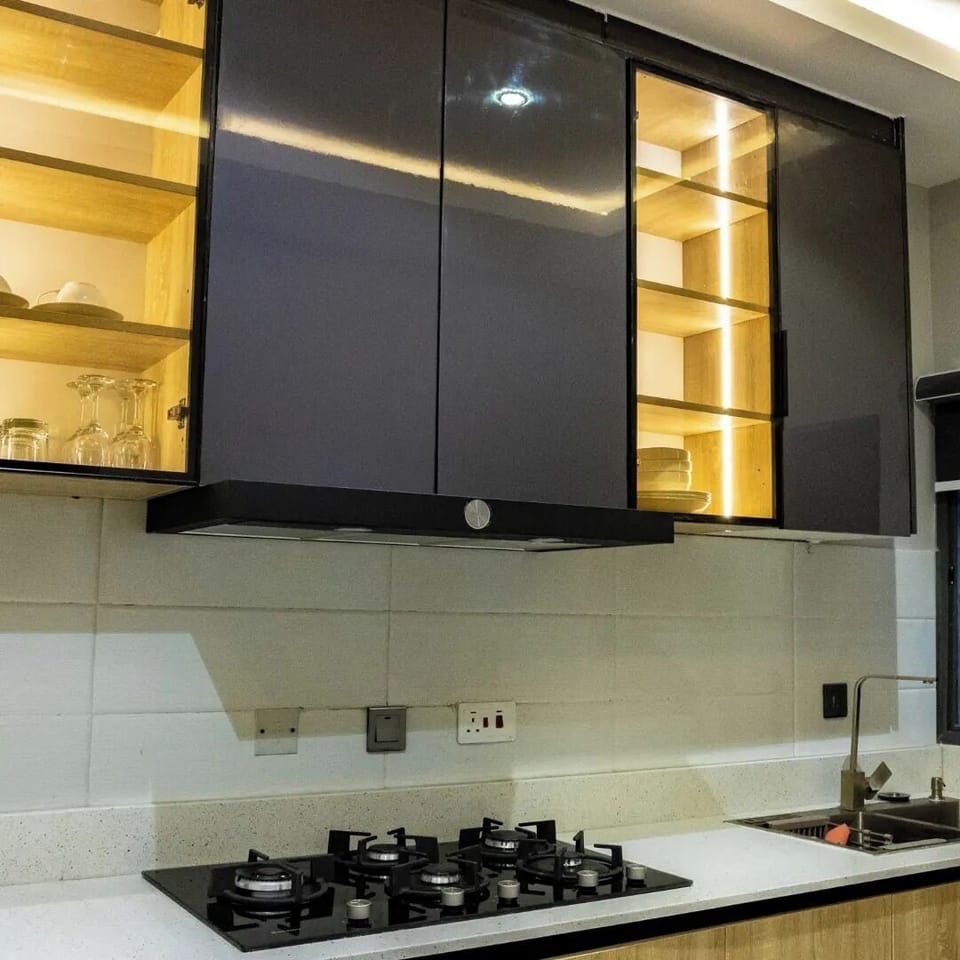 Economy Apartment, Balcony, City View | Private kitchen | Fridge, microwave, oven, stovetop