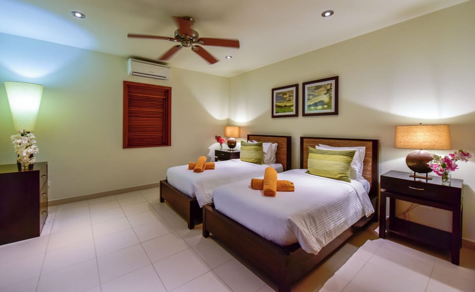 Twin bedroom on ground floor
