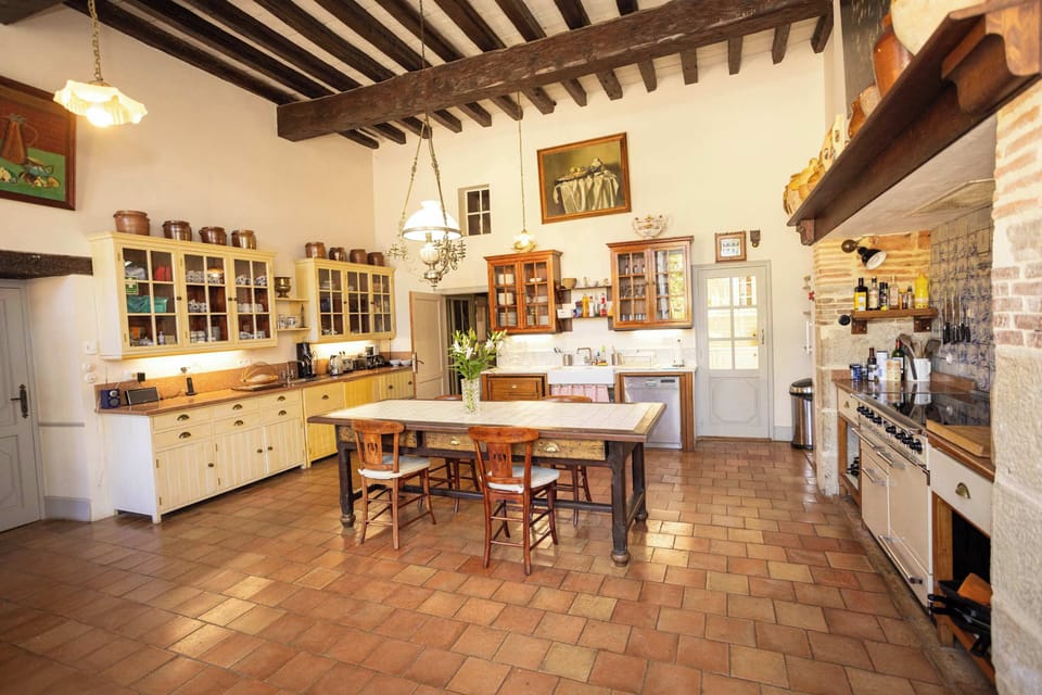 Eat-In Kitchen with Dining Table