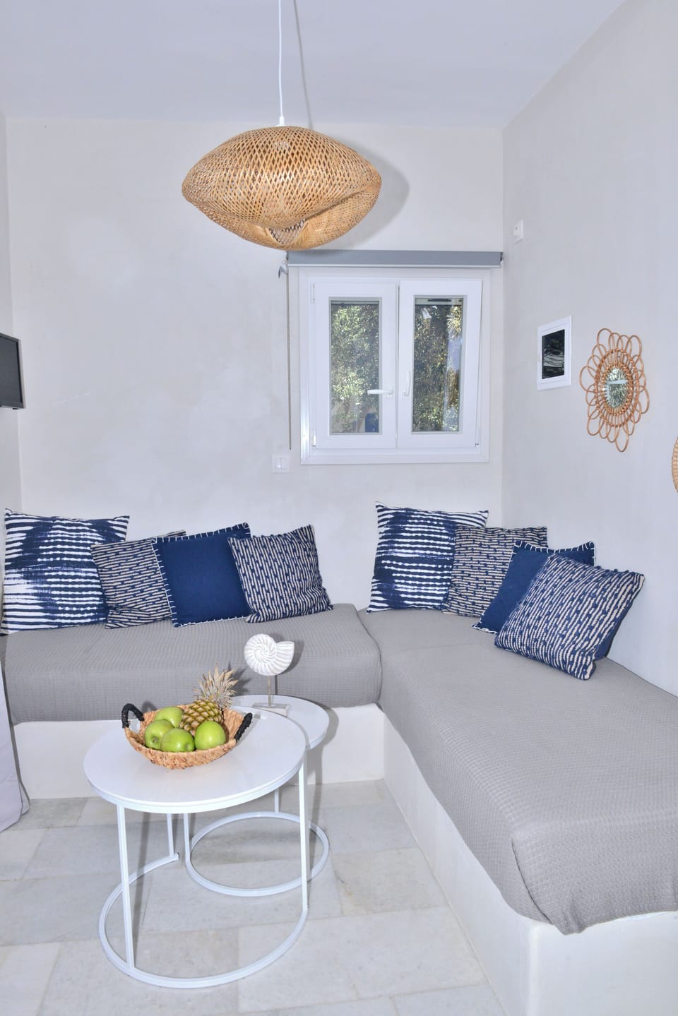 Family Apartment, Beach View | Desk, soundproofing, free WiFi