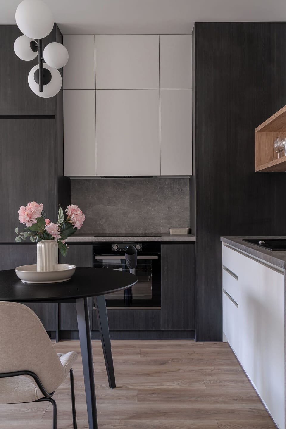 Apartment | Private kitchenette | Electric kettle
