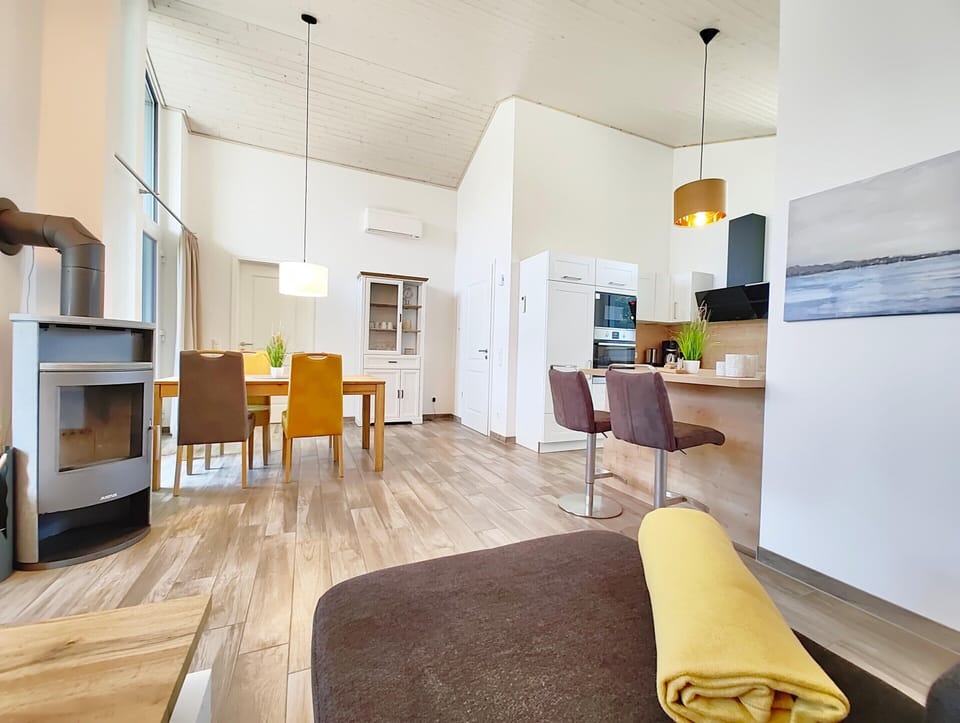 House | Living room