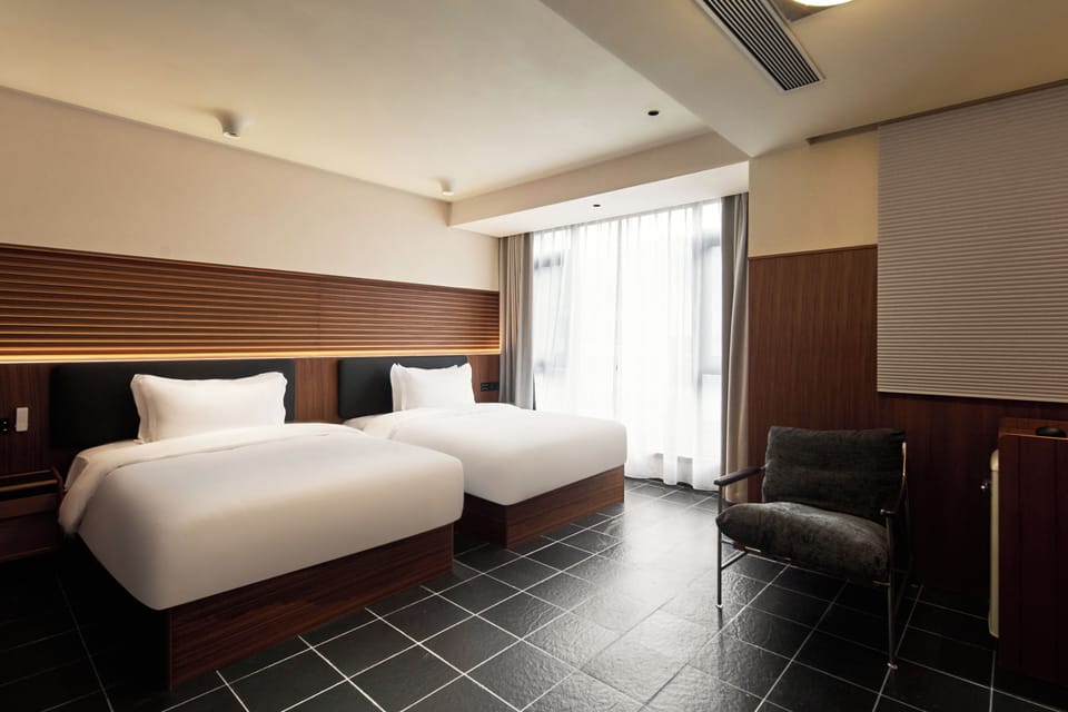 Deluxe Twin Room | Free WiFi