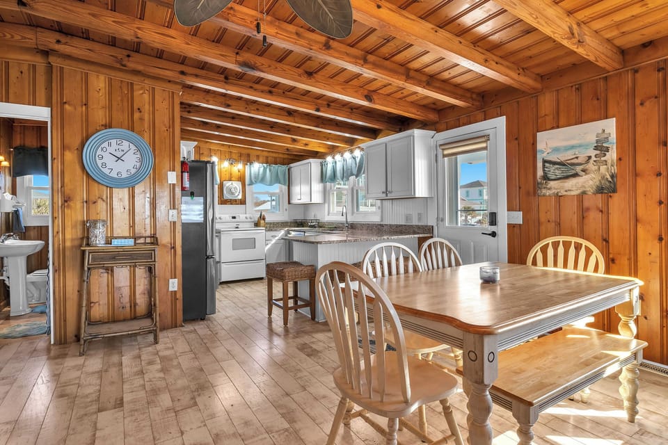 Dining Area / Kitchen - East