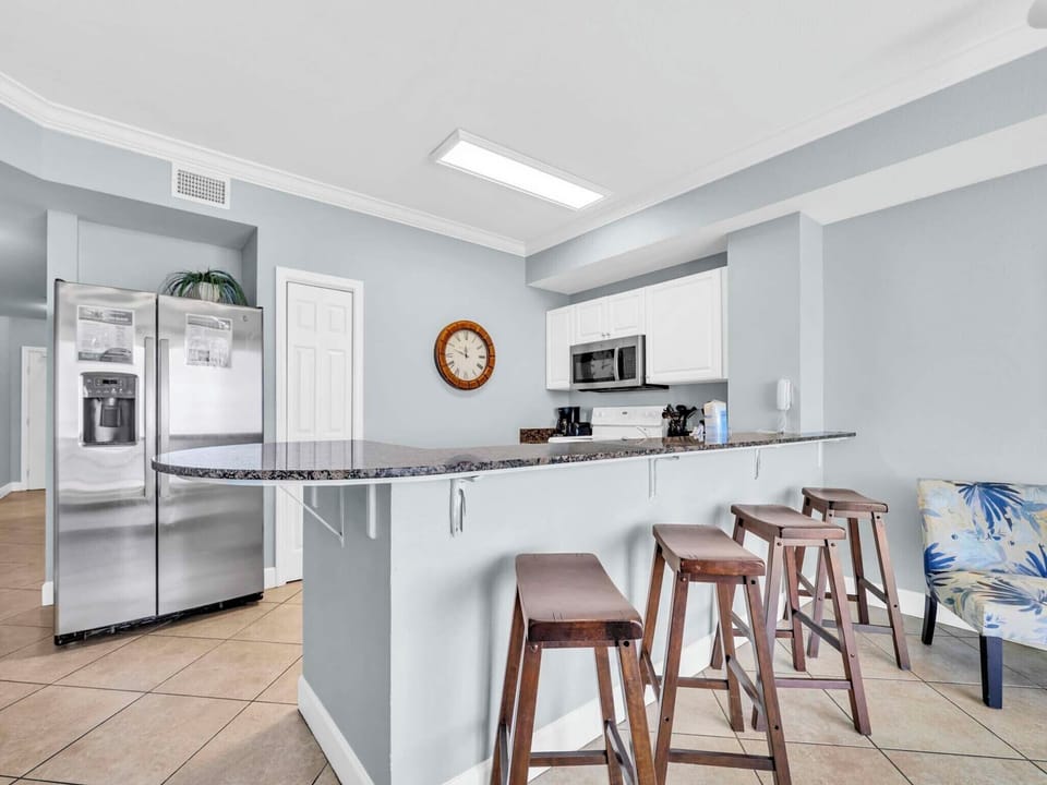 Eat-in kitchen bar seating for four