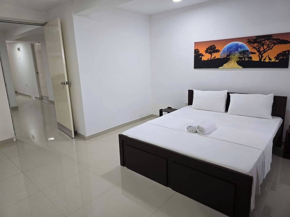 Room, 1 Bedroom, Accessible, Smoking | 1 bedroom