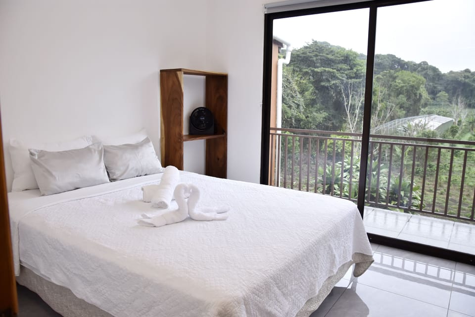 Comfort Apartment, Balcony, Mountain View | 2 bedrooms, laptop workspace, free WiFi