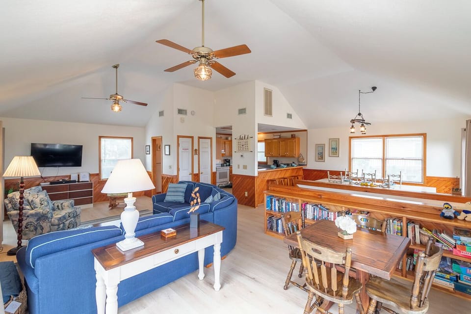 Top Level Living Area