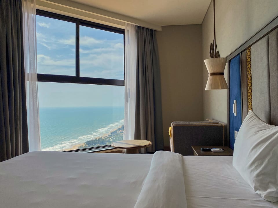 Room, 1 King Bed, Sea View | Beach/ocean view