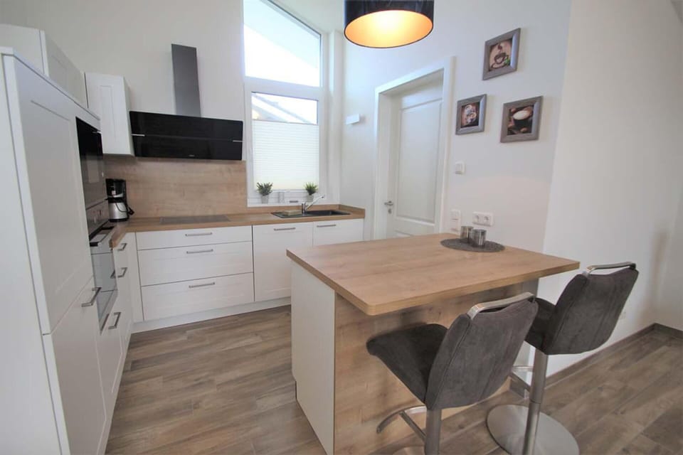 House | Private kitchen | Highchair