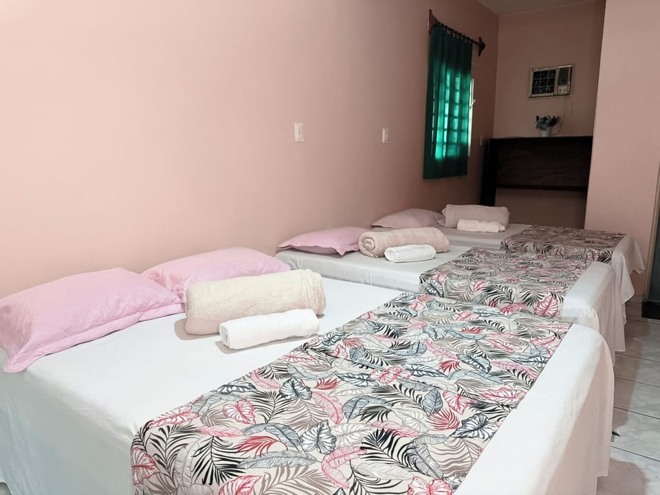 Family Quadruple Room | Free WiFi, bed sheets
