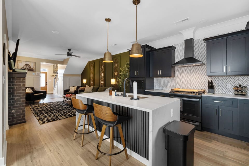Looking to whip up a delish meal? Our gourmet kitchen is perfect!