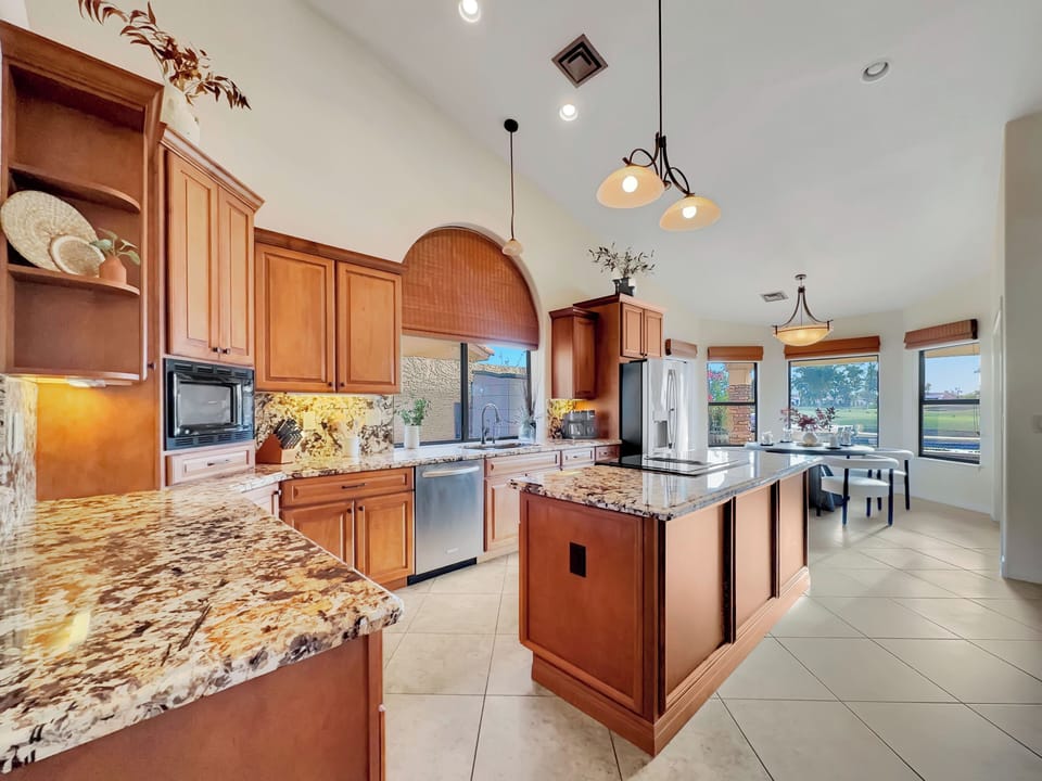 House, Multiple Beds, Pool Access (Oleander Chandler/Ocotillo) | Private kitchen | Coffee/tea maker