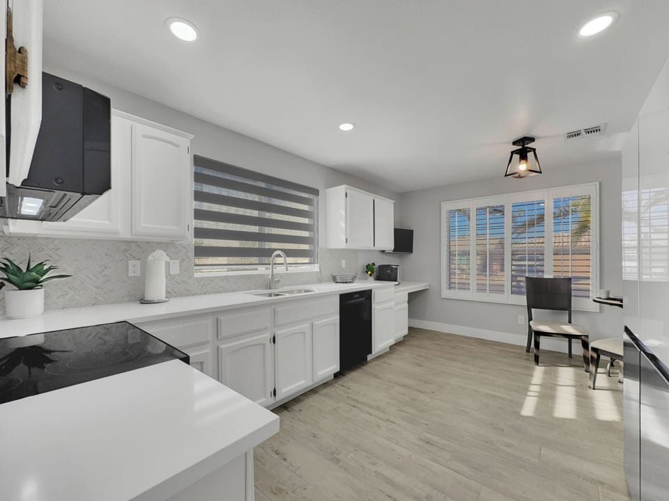 House, Multiple Beds, Pool Access, City View (Lakewood Sun Lakes) | Private kitchen | Coffee/tea maker