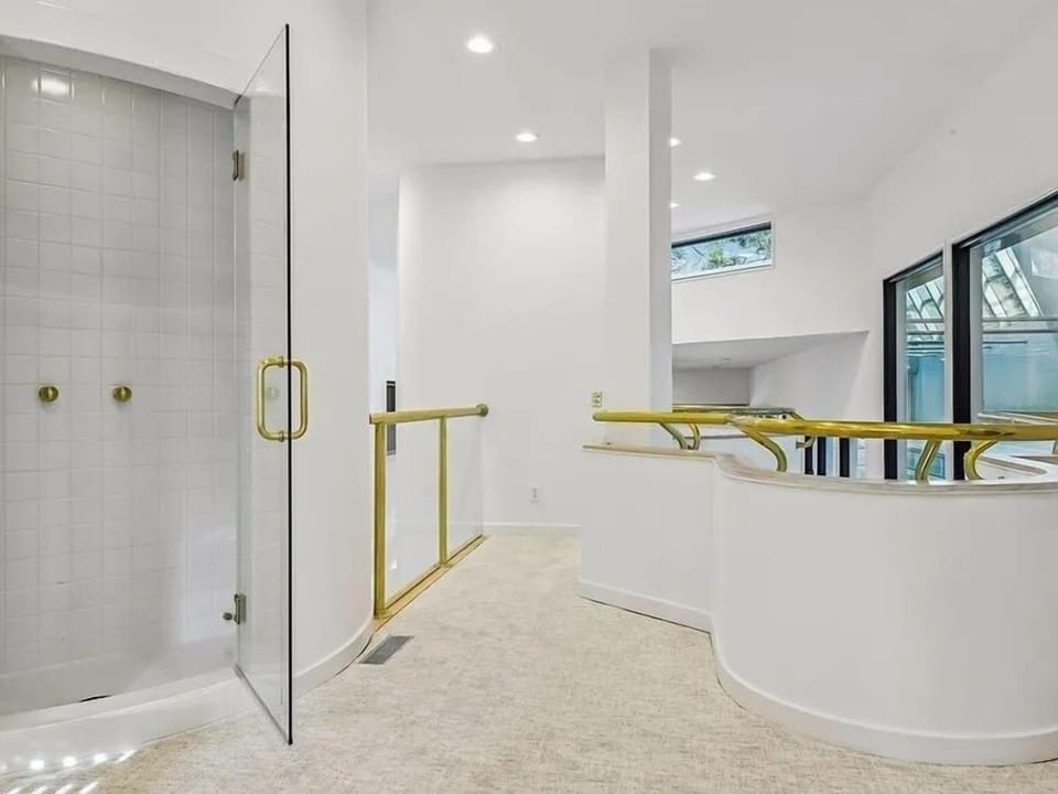 Second floor Steam Shower