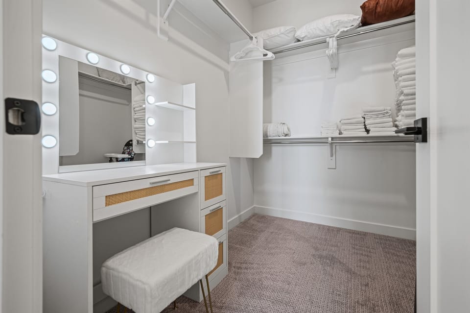 We supply all the linens.