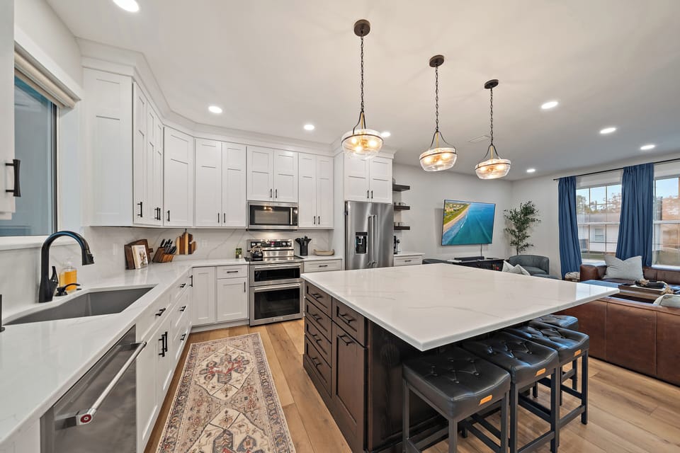 This spacious, fully equipped kitchen is a chef's dream!