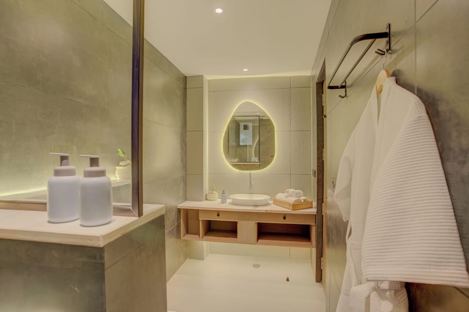 Neera - Family Suite with Private Pool | Bathroom | Separate tub and shower, free toiletries, slippers, towels