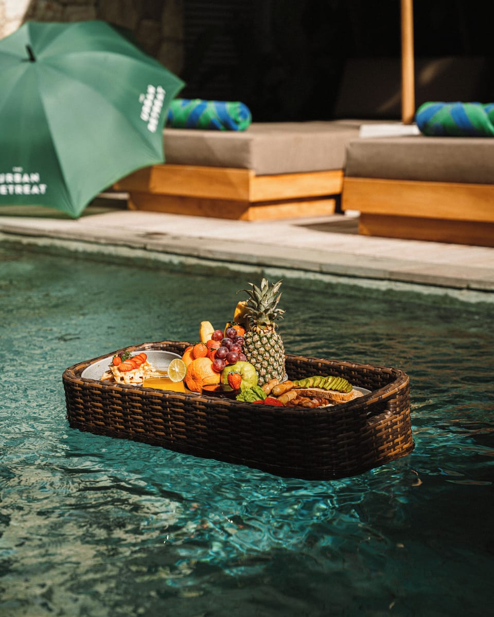 breakfast served poolside