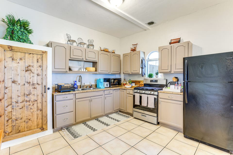 House (2 Bedrooms) | Interior