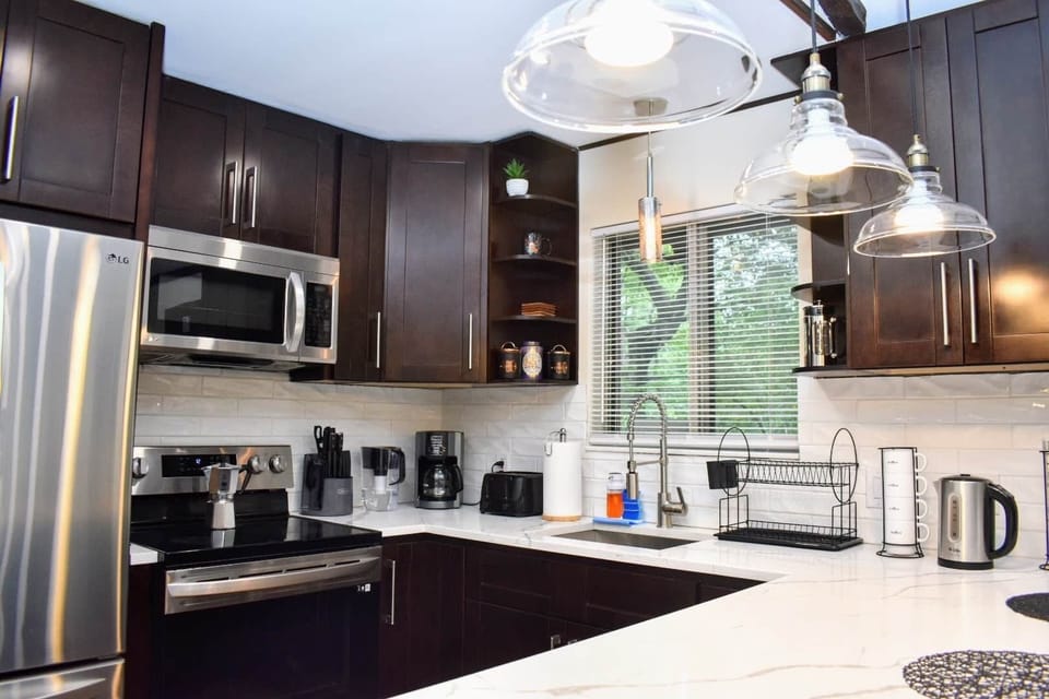 Full stocked kitchen