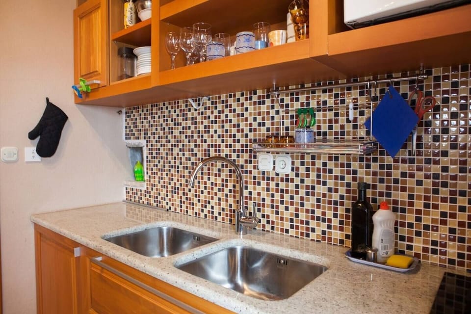 Kitchen (1)