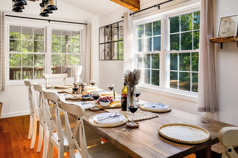 Plenty of natural sunlight.