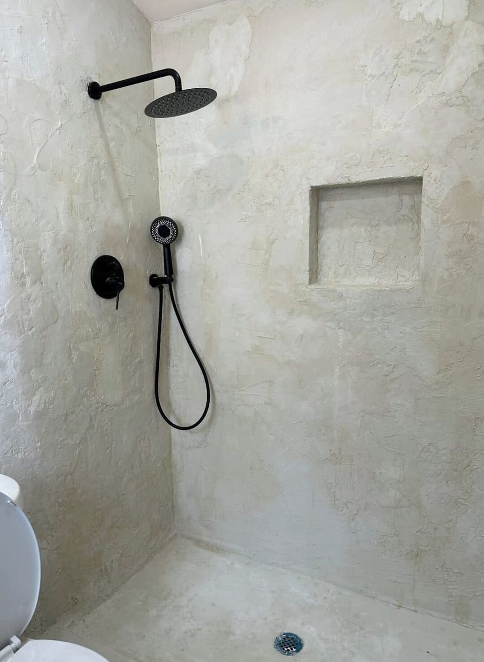 Roomy Shower