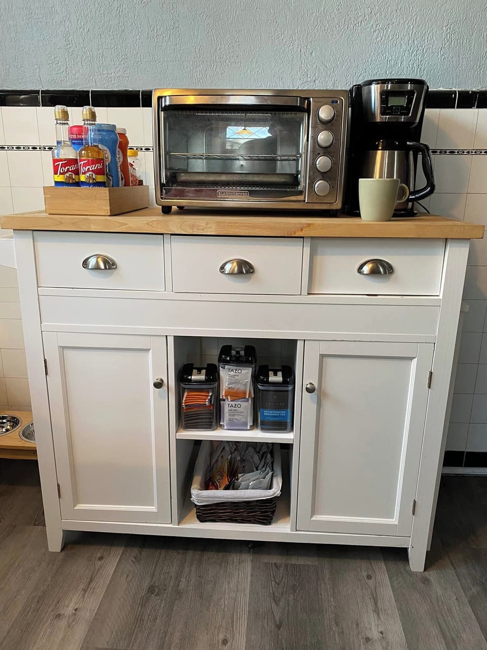 Drink station and toaster oven. 