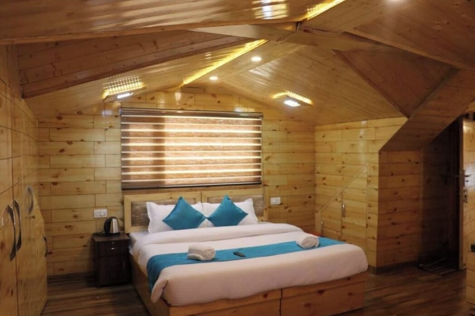 Double Room, Hill View | Free WiFi