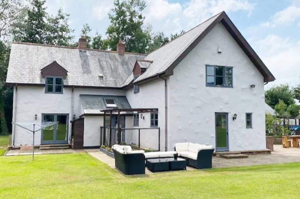 House | Exterior