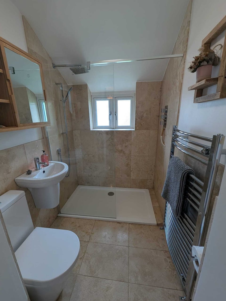 Ensuite bathroom, off the master bedroom