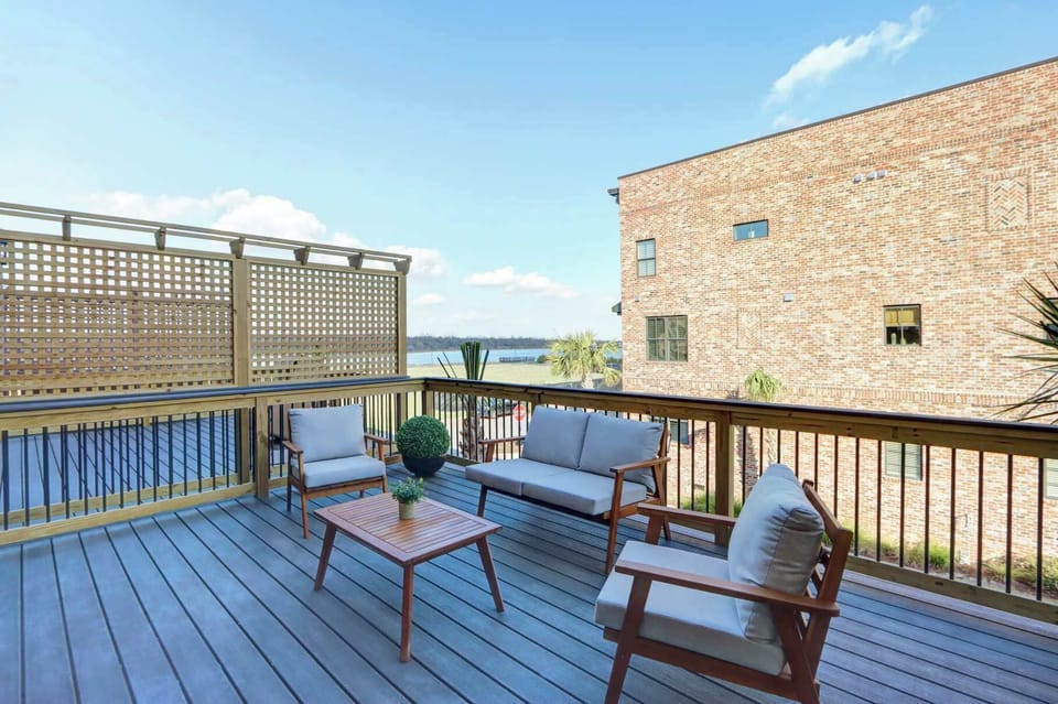 See the river from your balcony!