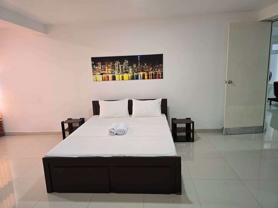 Room, 1 Bedroom, Accessible, Smoking | 1 bedroom
