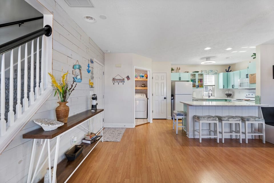 Entry way with lots of space