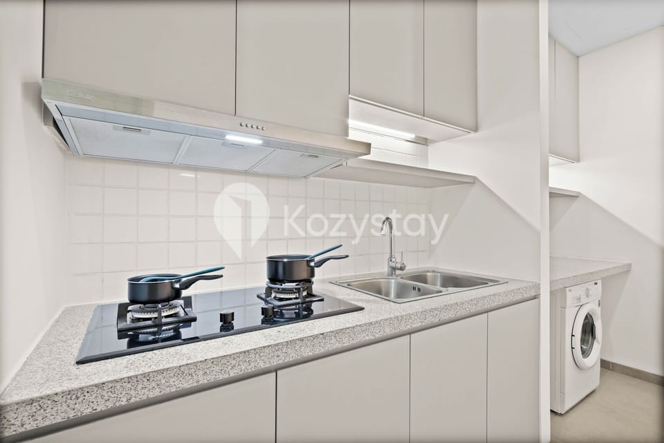 Apartment, 3 Bedrooms, City View | Private kitchen