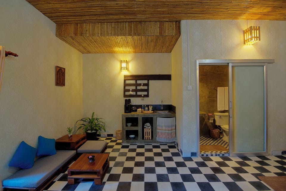 Deluxe House, Balcony | 1 bedroom, in-room safe, iron/ironing board, free WiFi