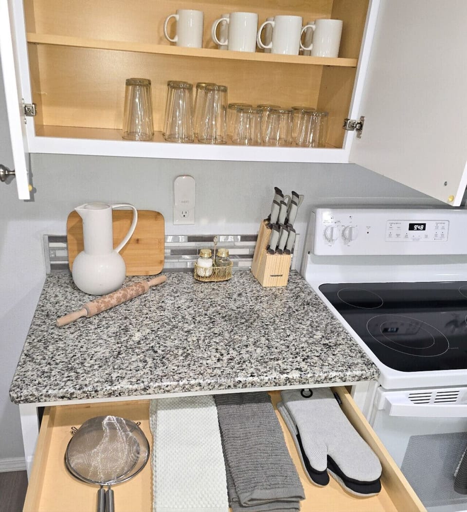 Cook, create, and enjoy in this well-equipped kitchen.